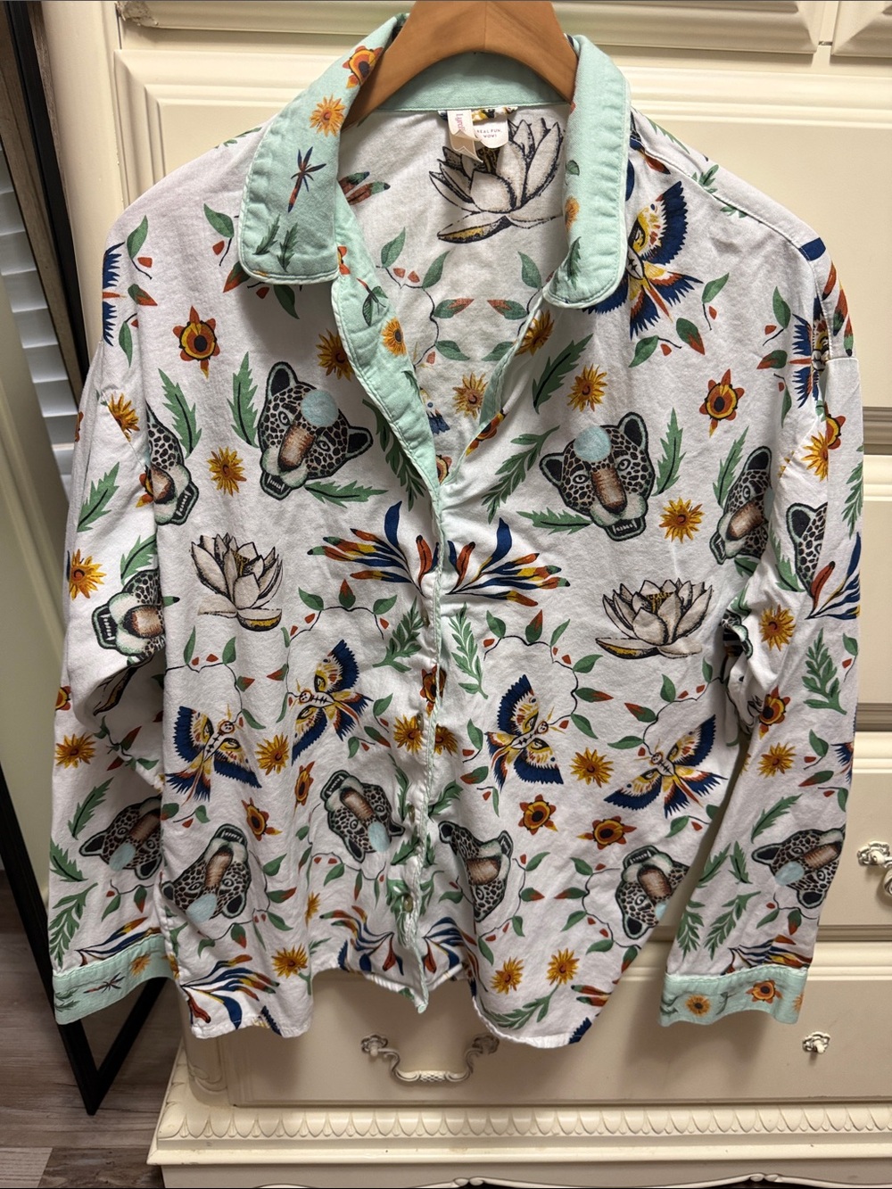 Lyrebird Floral & Animal Print Button-Up Shirt in Mint Accents